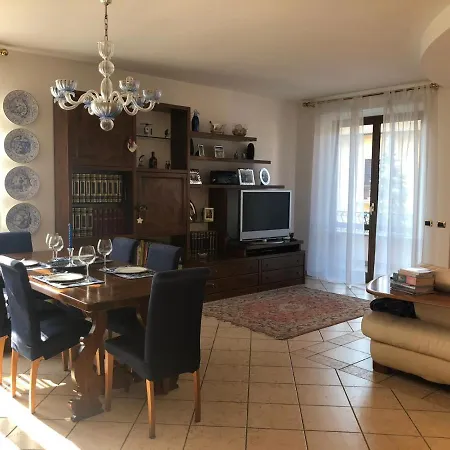 Milvia Apartment *