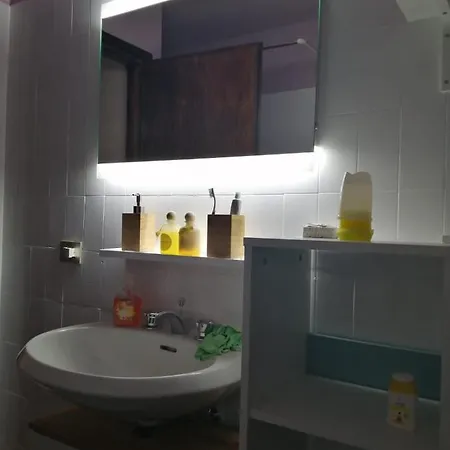 Milvia Apartment Lezzeno
